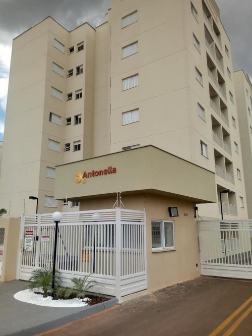 Apartamento à Venda no Aeroporto em Araçatuba/SP