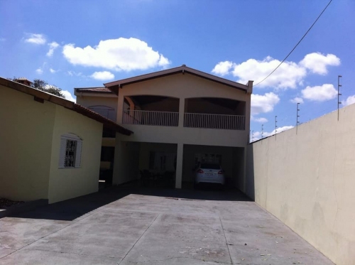 Casa à Venda no Jardim Sumaré em Araçatuba/SP