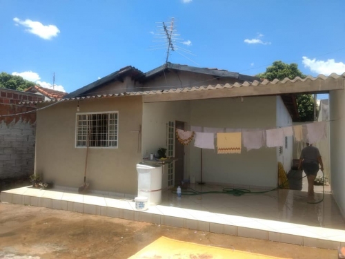 Casa à Venda no Alvorada em Araçatuba/SP