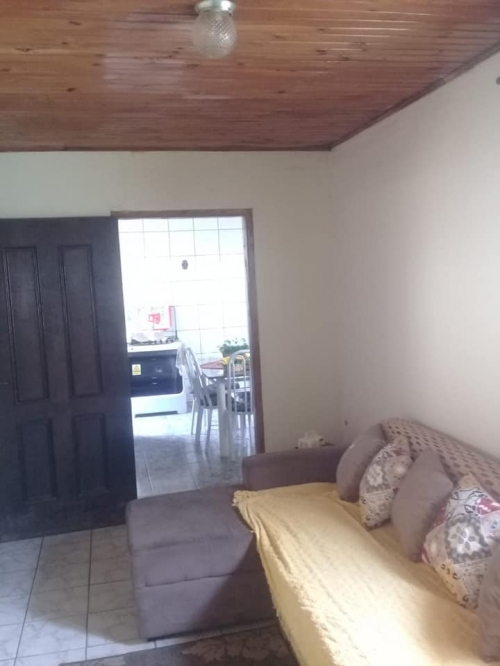 Casa à Venda no Conjunto Habitacional Hilda Mandarino em Araçatuba/SP