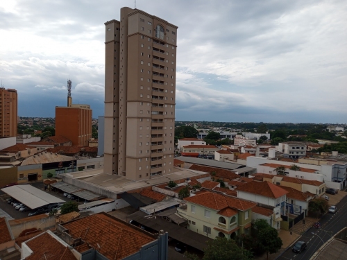 Apartamento à Venda no Centro em Araçatuba/SP