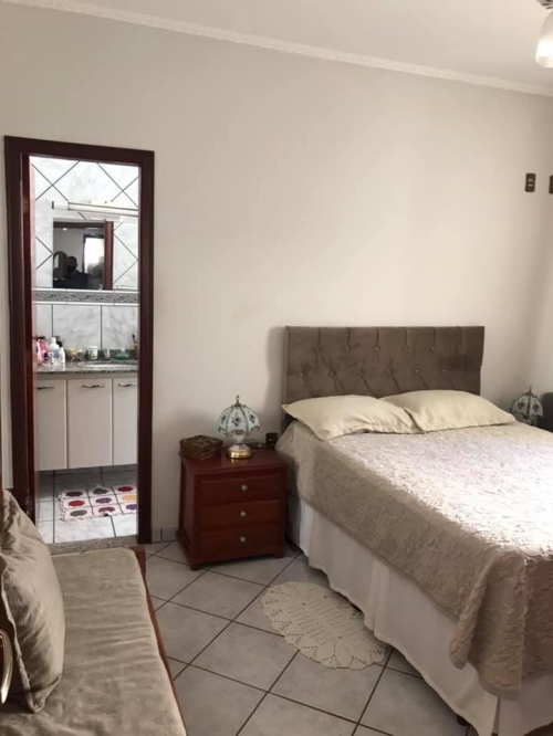 Casa à Venda no Planalto em Araçatuba/SP