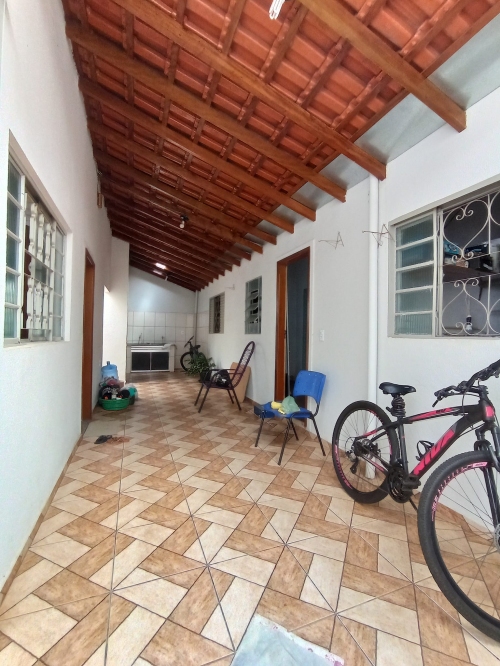 Casa à Venda no Conjunto Habitacional Nossa Senhora Aparecida em Araçatuba/SP