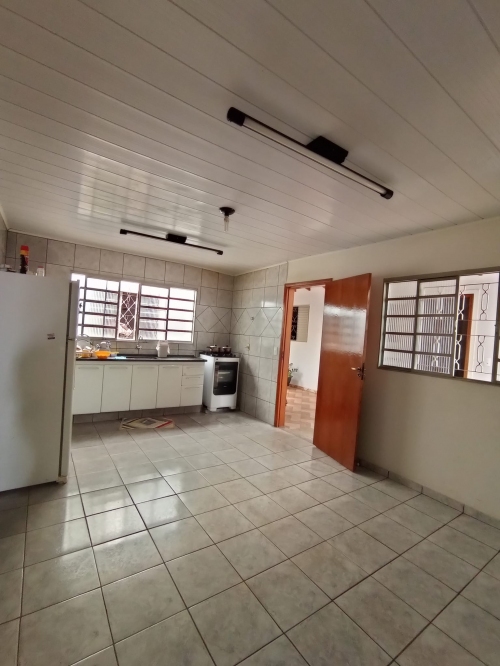 Casa à Venda no Conjunto Habitacional Nossa Senhora Aparecida em Araçatuba/SP