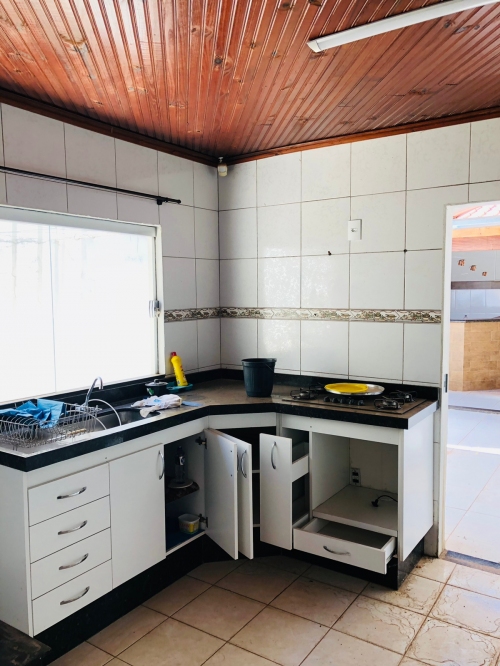 Casa à Venda no Conjunto Habitacional Hilda Mandarino em Araçatuba/SP