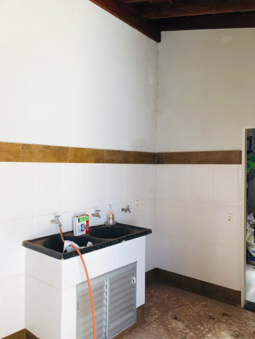 Casa à Venda no Conjunto Habitacional Hilda Mandarino em Araçatuba/SP