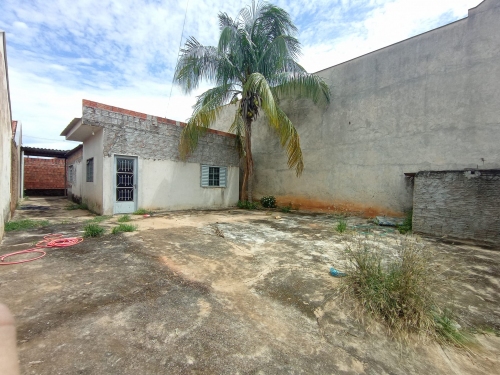 Casa à Venda no Água Branca I em Araçatuba/SP