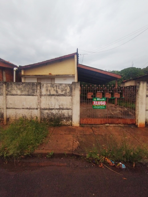 Casa para alugar ou venda no Novo Umuarama em Araçatuba/SP